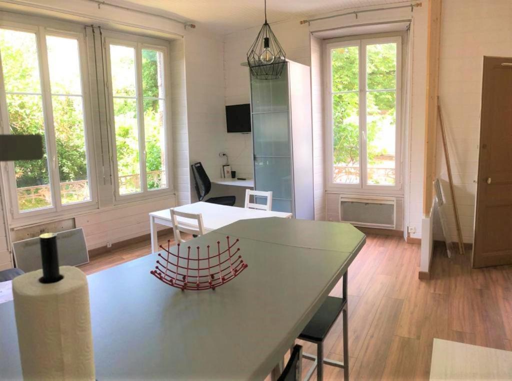 Le Coeur, Studio Central Refait A Neuf, Au Calme Besançon Exteriör bild
